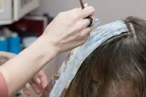Balayage caramel : la tendance en colorations pour cheveux